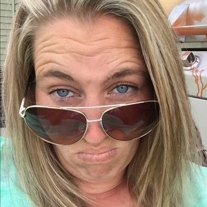 Meet your Posher, Erica