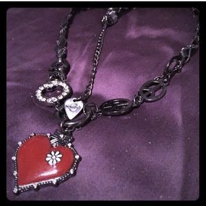 Hard Rock Cafe Heart crochet pearl necklace