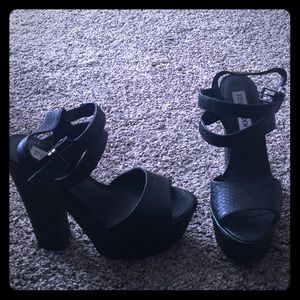 Black Steve Madden heels
