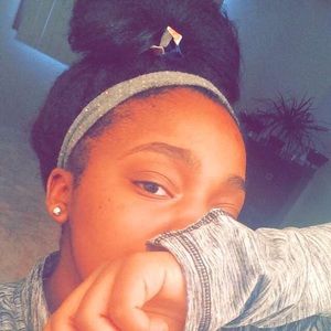 Meet your Posher, Amya