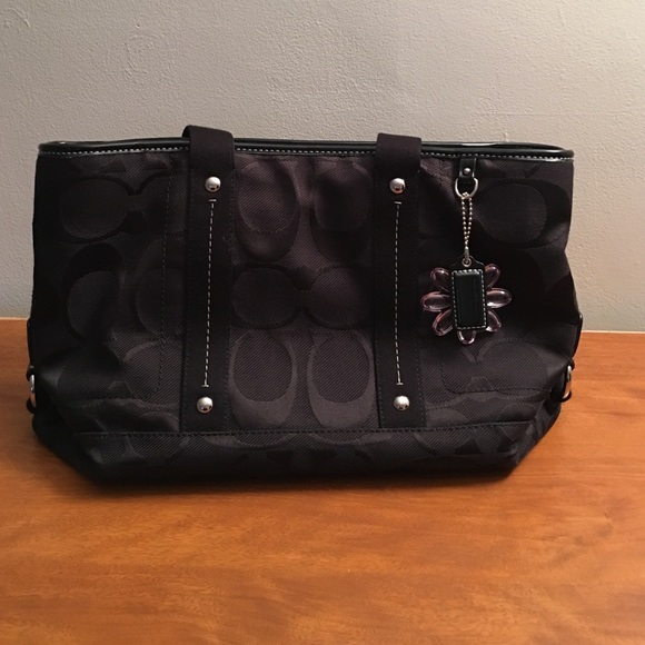 Black Coach Purse Tote with Crossbody Strap