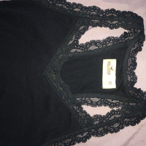 {Hollister} {NWT} Navy Lace Tank Top