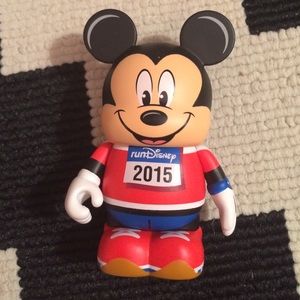 RUN DISNEY 2015 MICKEY MASCOT VINYLMATION