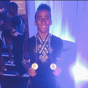 Meet your Posher, Adrian