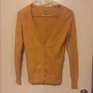 Yellow skull cardigan!