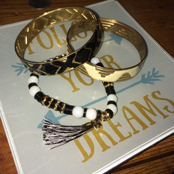Bracelet bundle