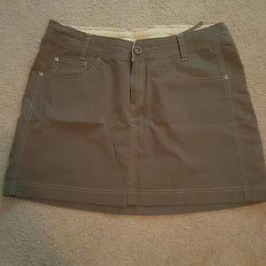 NWOT Kuhl skirt size 6