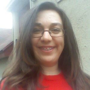 Meet your Posher, Iris