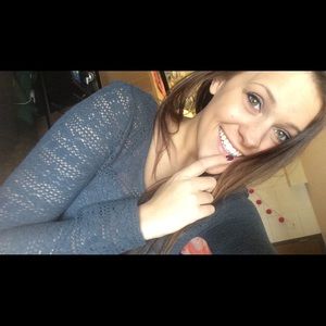 Meet your Posher, Kayla