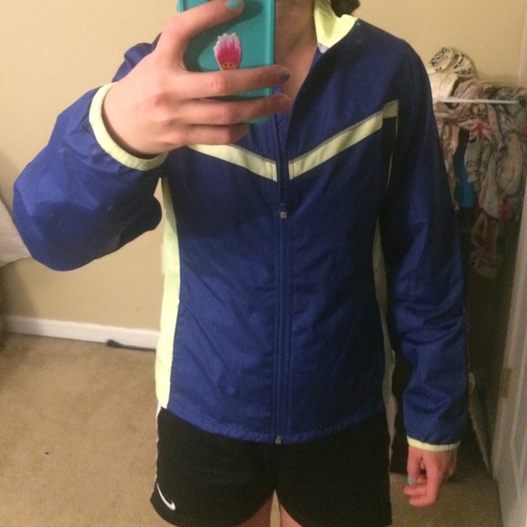 Danskin windbreaker jacket