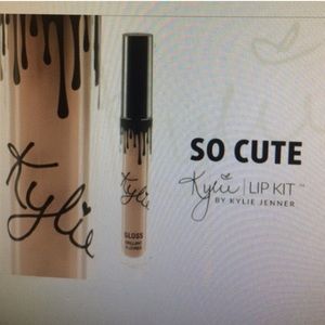 Kylie cosmetic lip gloss "so cute"