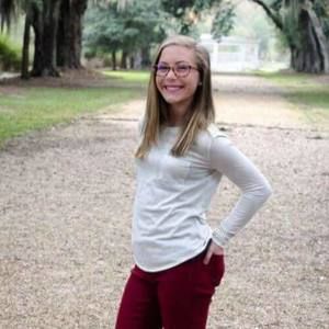 Meet your Posher, Rayna