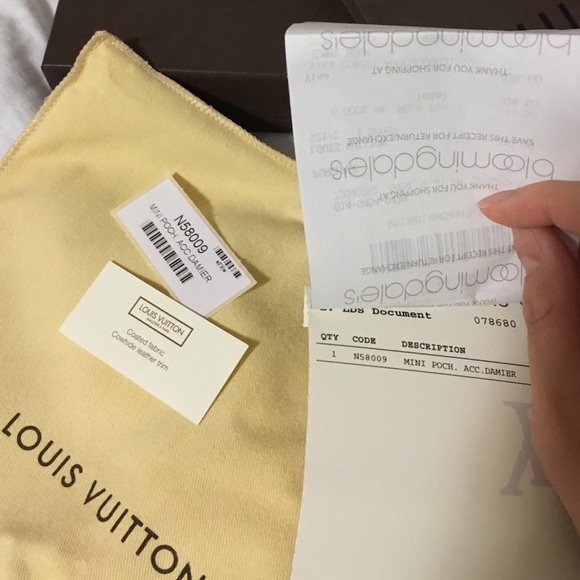 ❗️SOLD❗️Louis Vuitton mini pochette - Picture 3 of 4