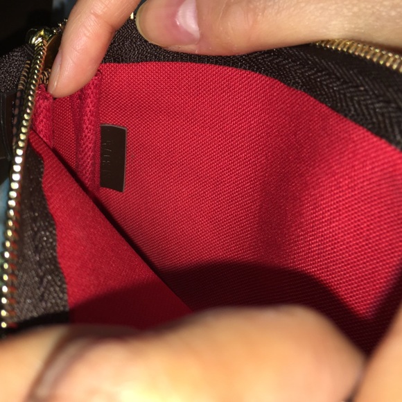 ❗️SOLD❗️Louis Vuitton mini pochette - Picture 4 of 4