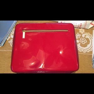 Extra pics of Estée Lauder case