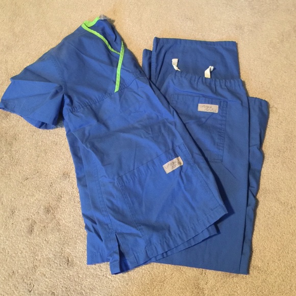 Urbane Scrubs