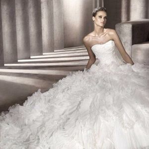 Pronovia panda wedding dress