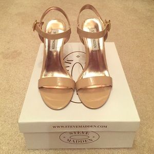 Steve Madden nude strap heels
