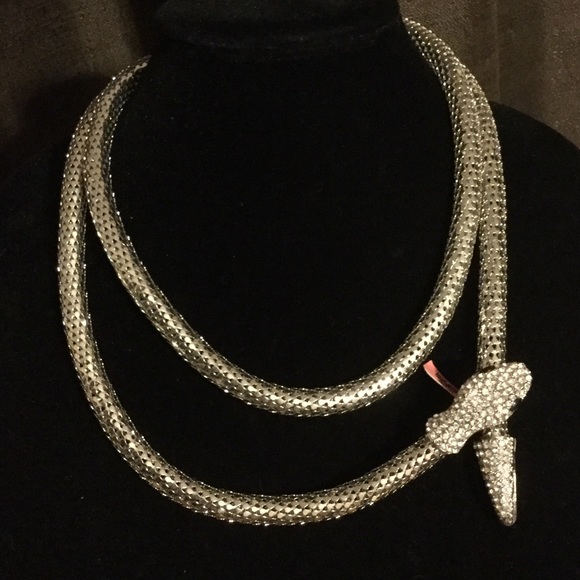 Austrian Crystal snake necklace - Picture 3 of 4