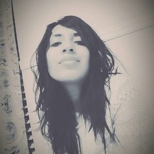 Meet your Posher, Alexia