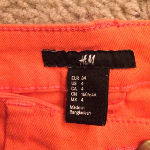 Orange shorts - Picture 2 of 3