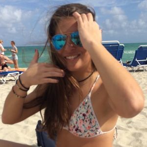 Meet your Posher, Manuela