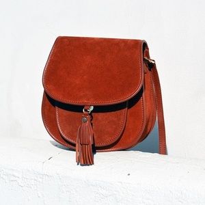 ✂️✂️✂️Asos Red Suede Saddle Bag