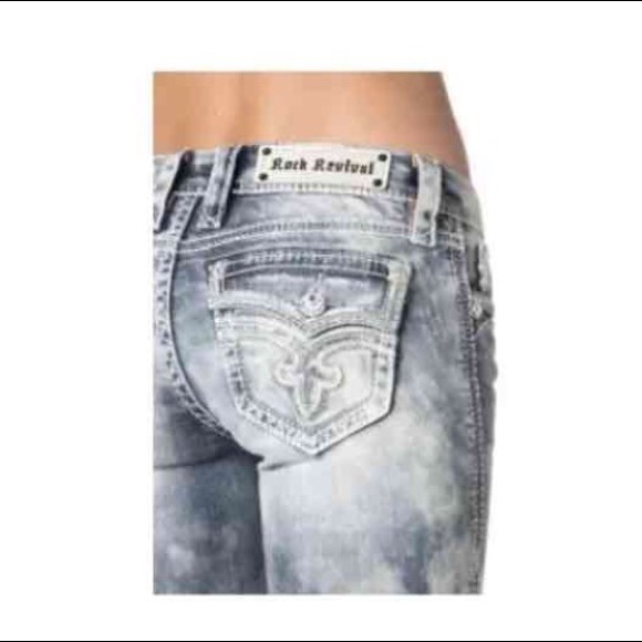 NWOT Rock Revival Capri/crop - Picture 2 of 4