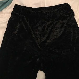 VELVET BLACK LEGGING BRAND NEW