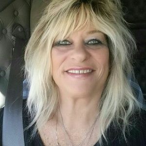 Meet your Posher, Karalyn