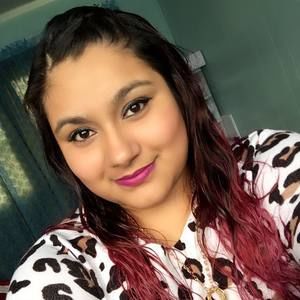 Meet your Posher, Leslie sandy