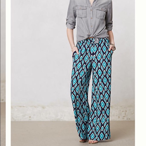 Anthropologie ikat blue flowy pants-size Small