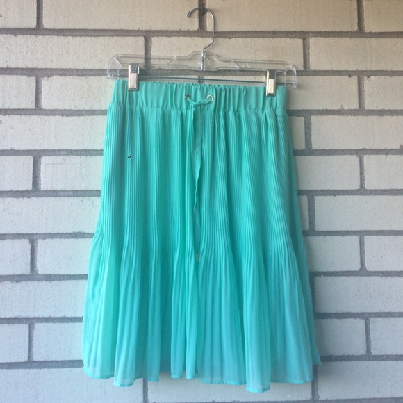 Seafoam Green Skirt