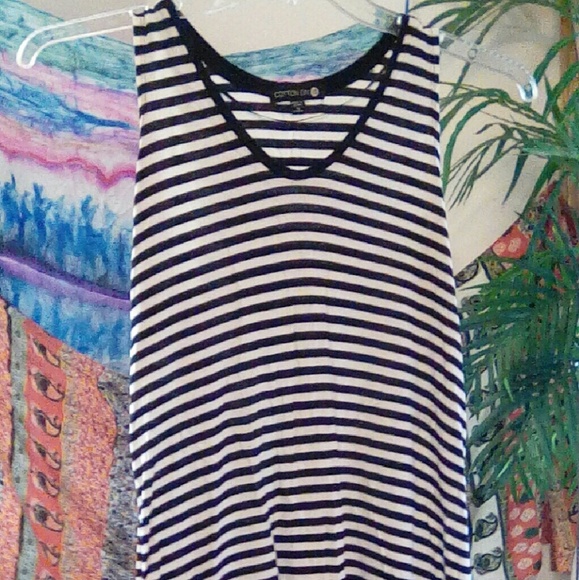 Black and white stripped tank top