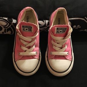 CONVERSE Chuck Taylor