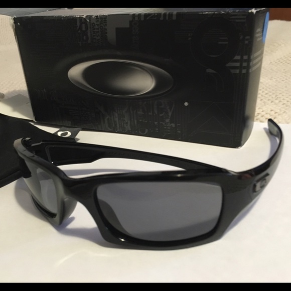 Oakley sports