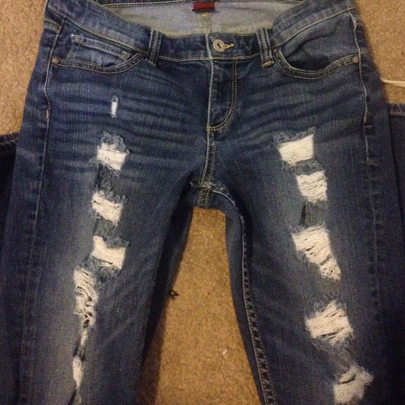 Dark wash, skinny jeans