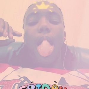 Meet your Posher, Alexus