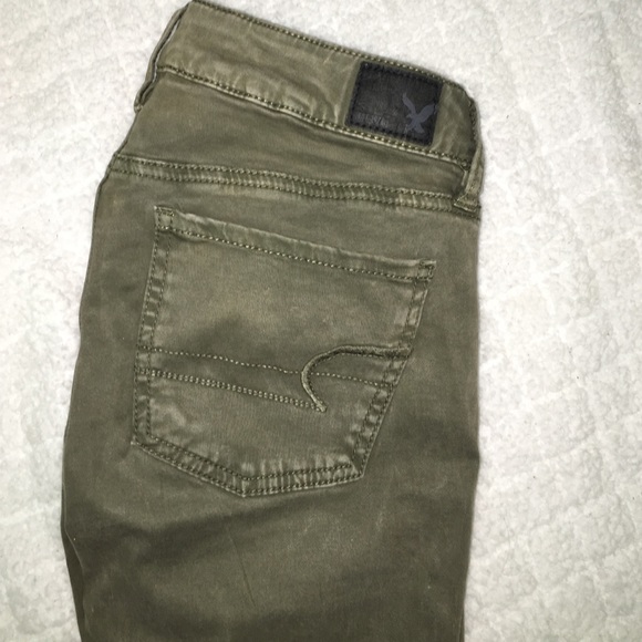 American Eagle Cropped Jegging