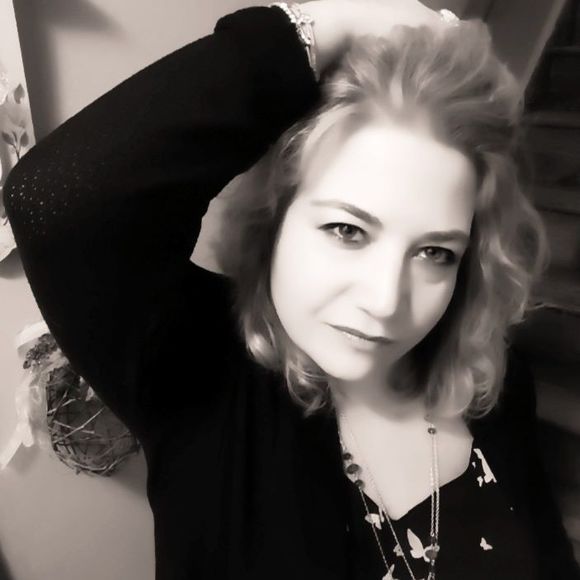 Meet your Posher, Chrissa