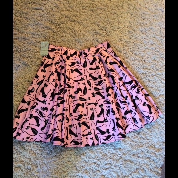 Mandie Bee Skirt