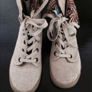 Blowfish Razmitten natural Cozumel linen