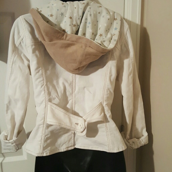 Jacket - Picture 3 of 4