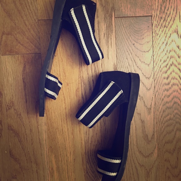Jeffrey Campbell game time sandals