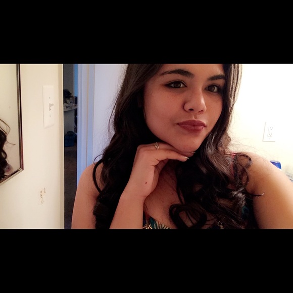 Meet your Posher, Mirka