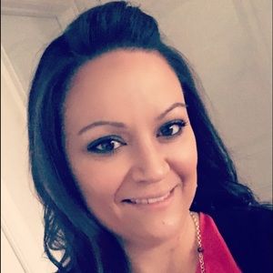 Meet your Posher, Alisha