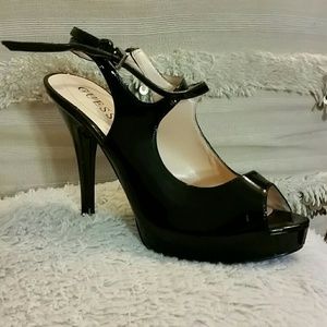 Guess patent leather platform sandal