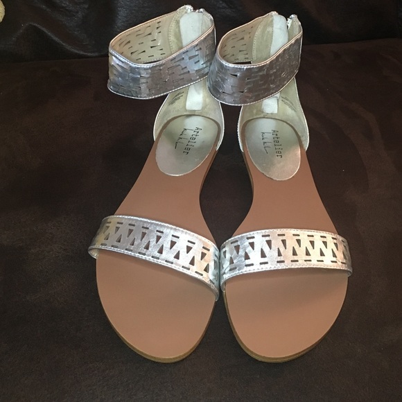 Nicole Miller Shoes - PRICE DROP🎉Nicole Miller artelier sandals!