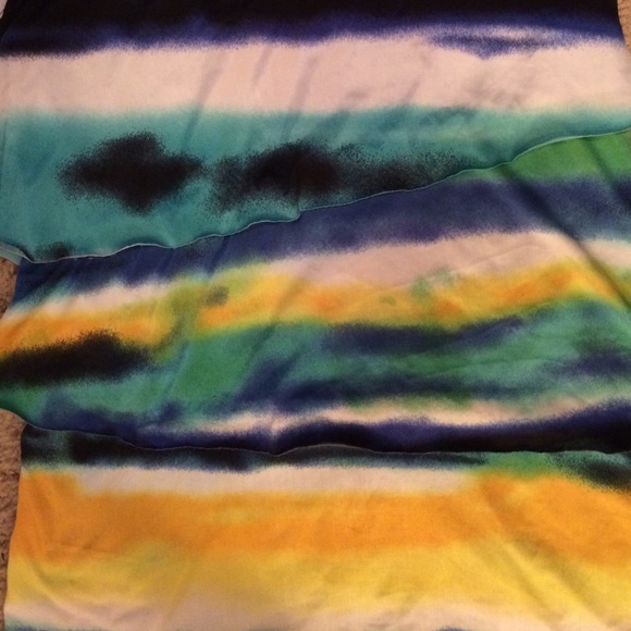 Colorful tank - Picture 3 of 3