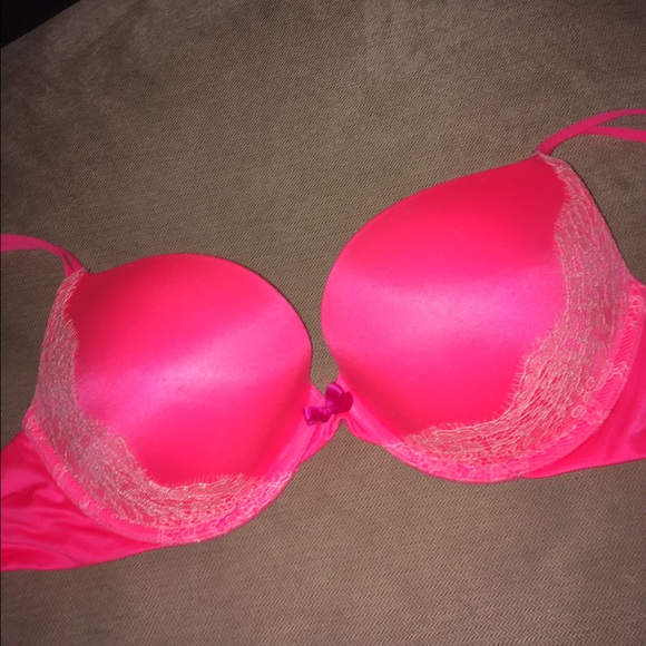 Hot pink Victoria Secret bra